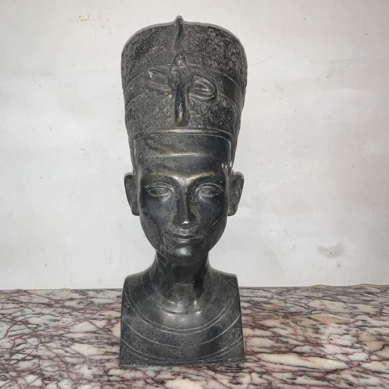 Bust zeita egiptul antic