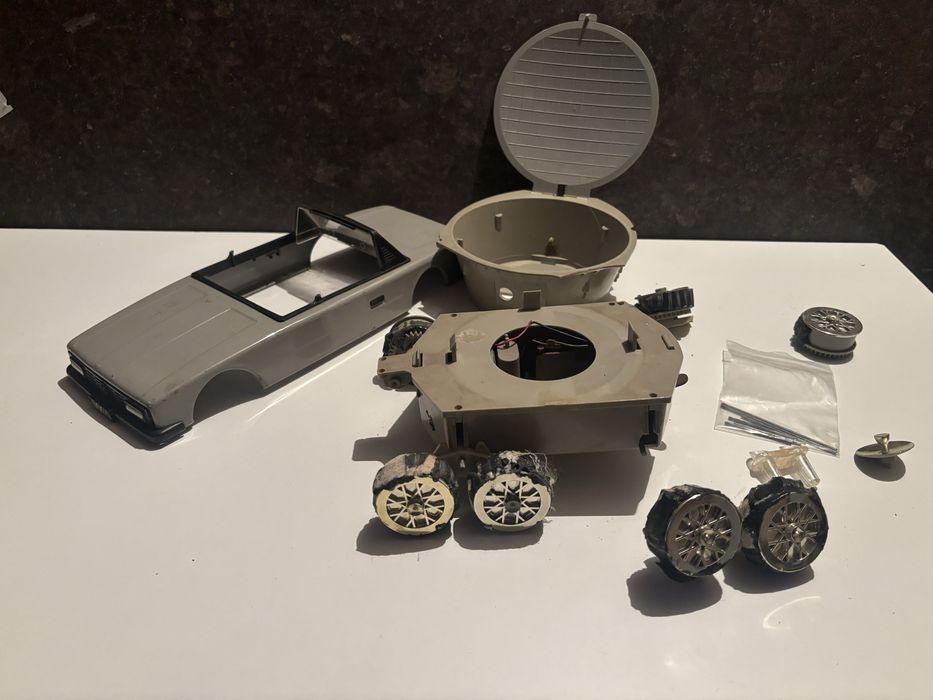 Стари детски играчки за части