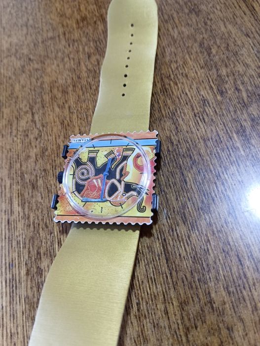 Продам детские часы