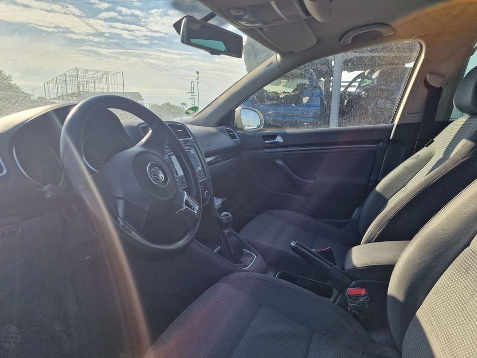 Dezmembram Vw Golf 6 Combi, an 2010, 1.4 TSI cod CAX, cutie manuala