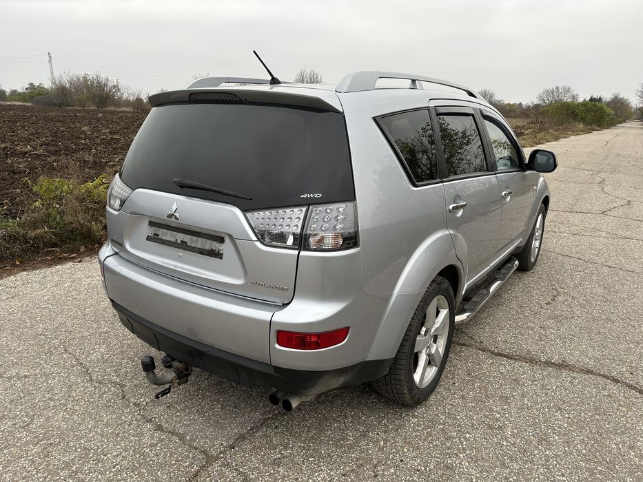 Mitsubishi Outlander 2.0 DI- D на части