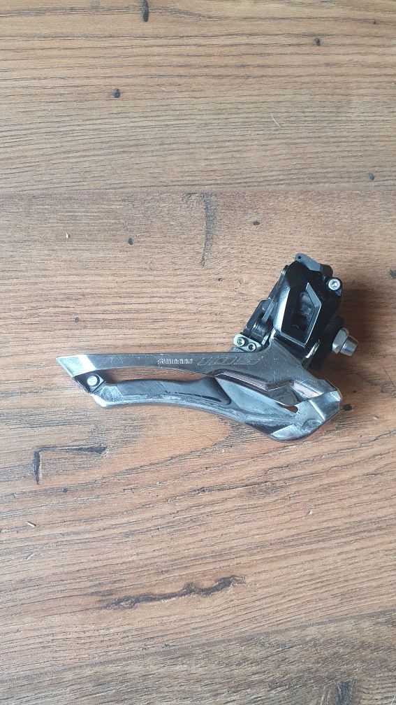 Schimbator viteze Shimano 105 FD-R7000