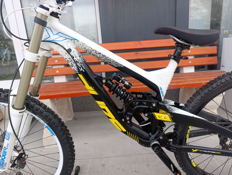 Планински велосипед Мекица YT SANF  26/S