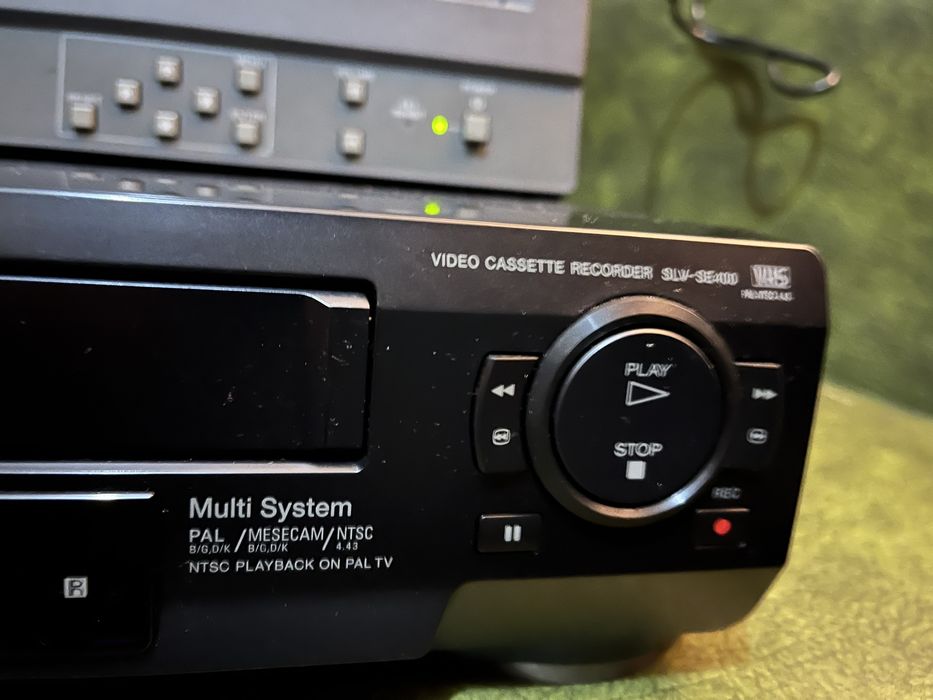 Videorecorder Sony SLV SE 400 multi sistem PAL, Mesecam, NTSC