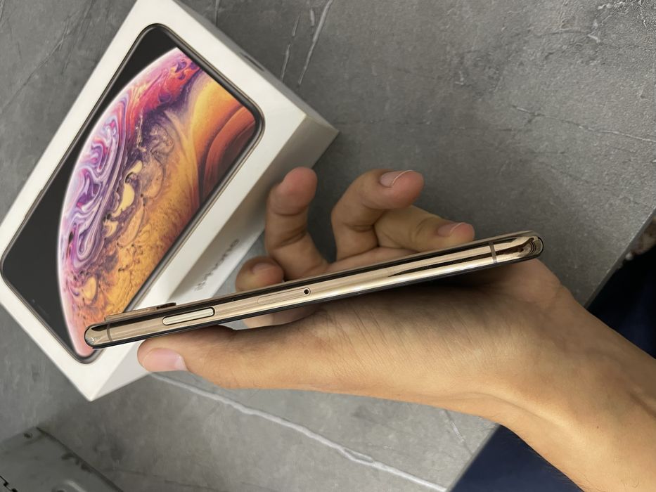 iPhone XS 64gb gold