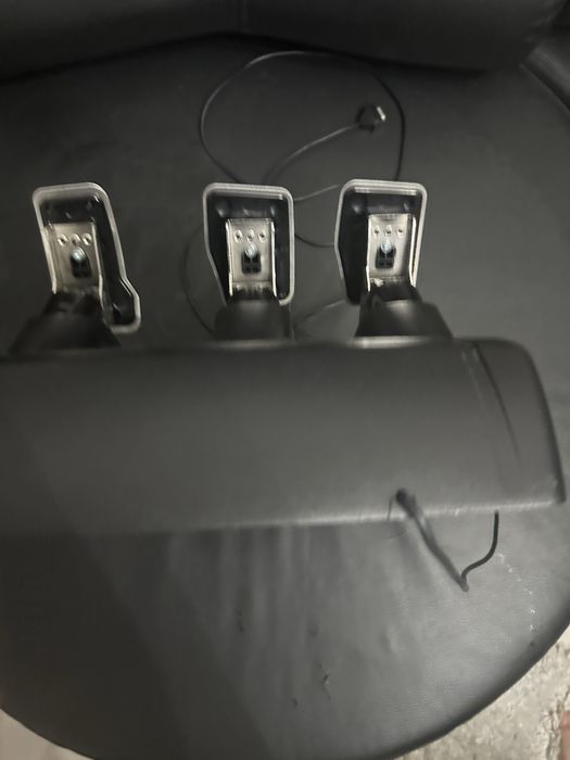 Volan gaming logitech g29 compatibil cu ps5,ps4,pc