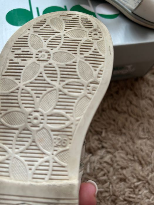 Primigi 
Primigi Кожени сандали с велкро