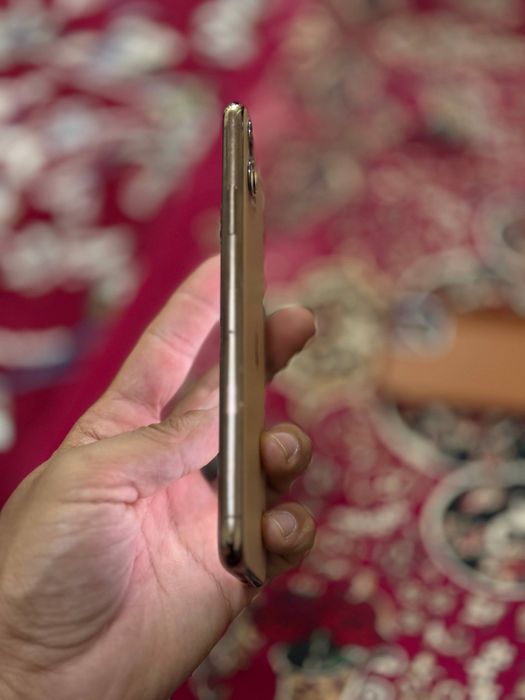 Iphon 11 pro sotiladu