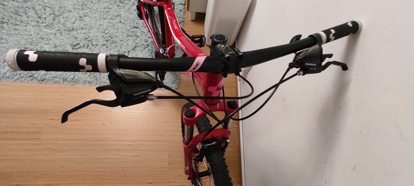 Bicicleta Cube Dama 27.5 Access