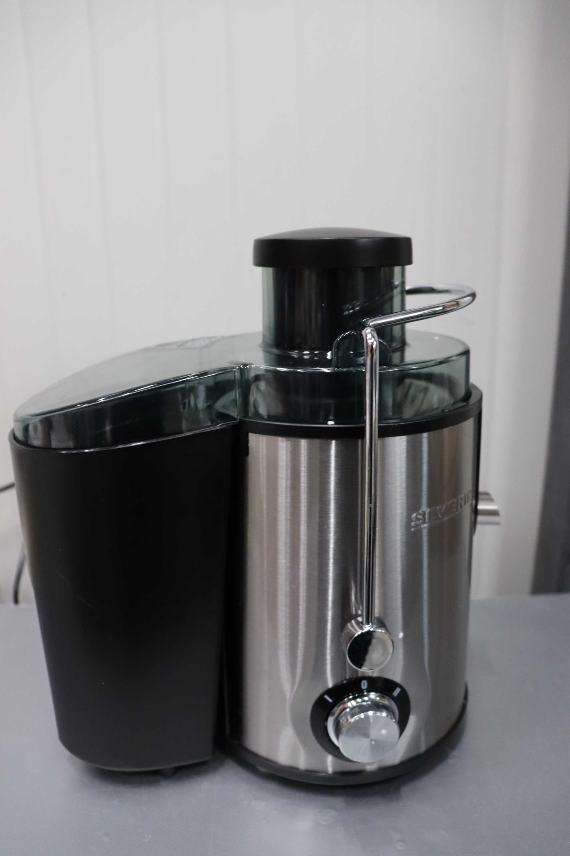 Сокоизстисквачка, SEVERIN, 400W, липсва чашата за сок
