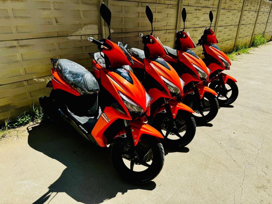 Scuter FARA PERMIS in rate