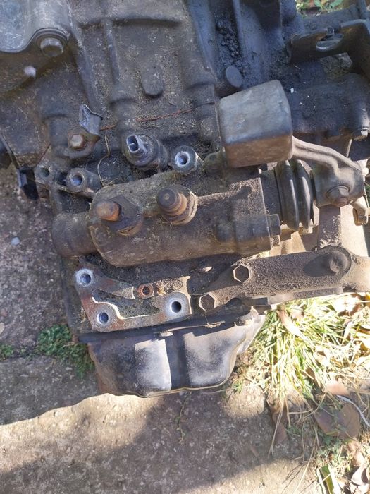 Скоростна кутия Тойота/Toyota COROLLA AVENSIS 2.0D4D 116k.c 1CD-FTV