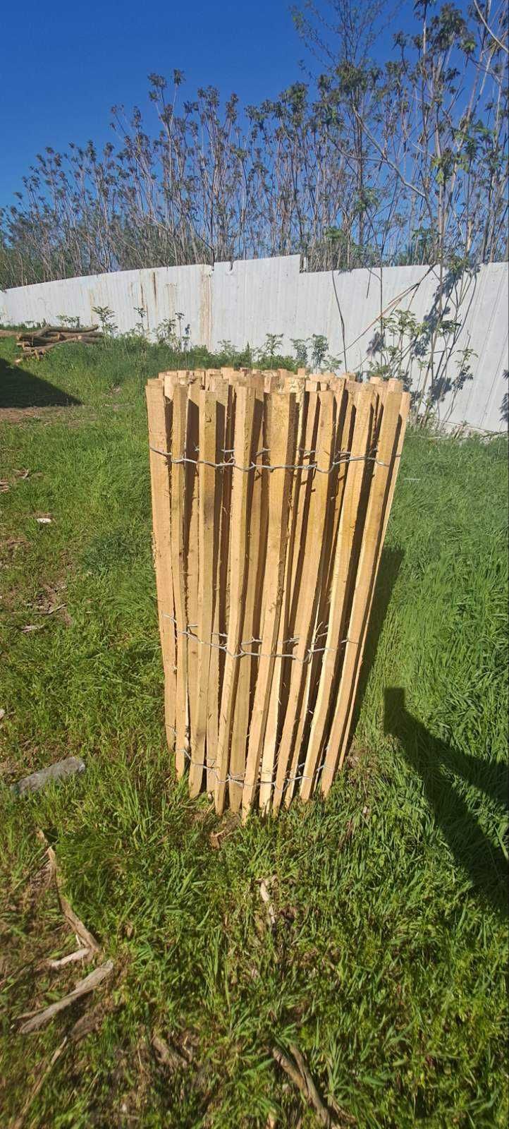 Дървена ограда плетена