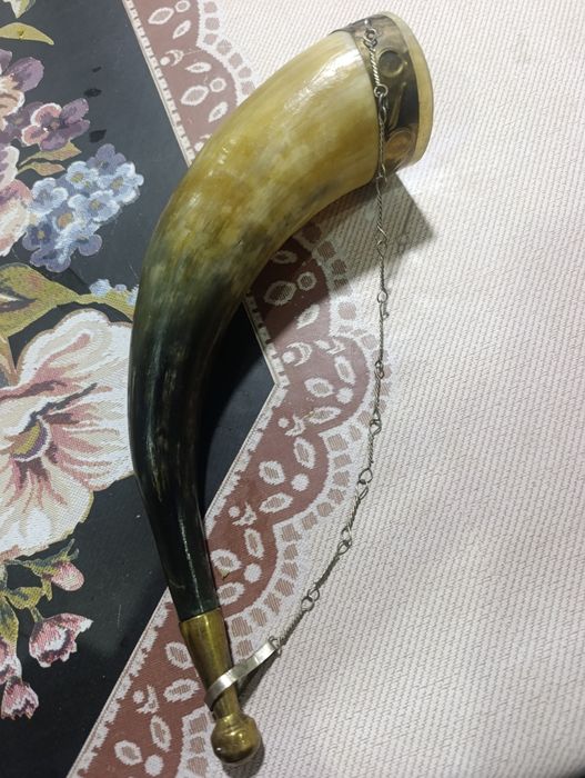 Shox antikvar narsa bundan 4ta bor xar bittasini adelniy kelishamiz