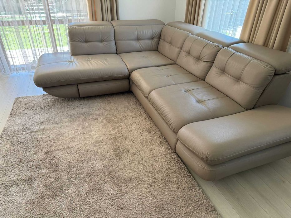 Colțar living model deosebit