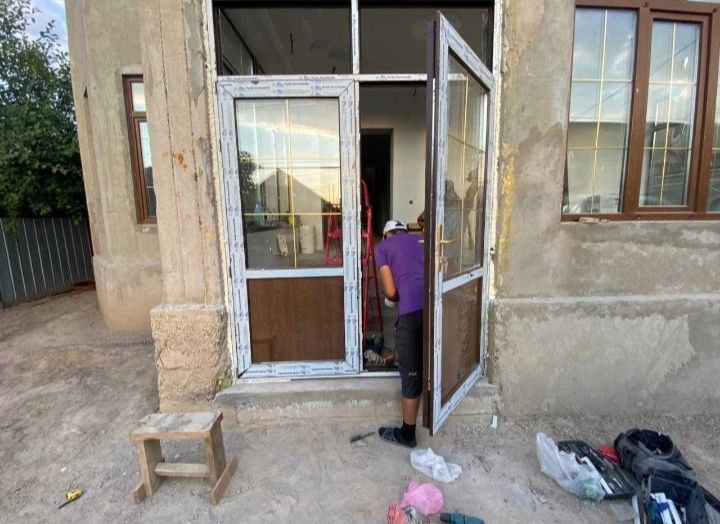 Пластиковые Окна Перегородка Витраж Входная Группа Балкон Остекление