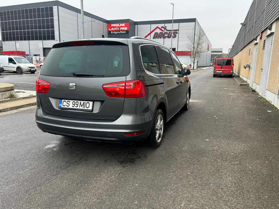 Seat Alhambra  2013   4 Motion
An 2013
Motor 2l 140cp
297000