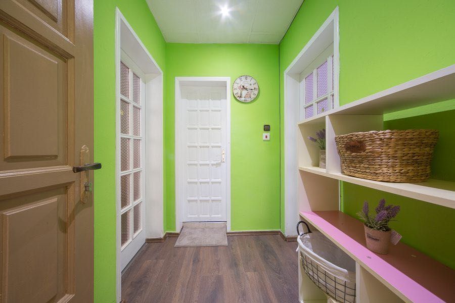 Дава се под наем Къща в София, Център - 304 кв.м за 2800 € - Снимка #11