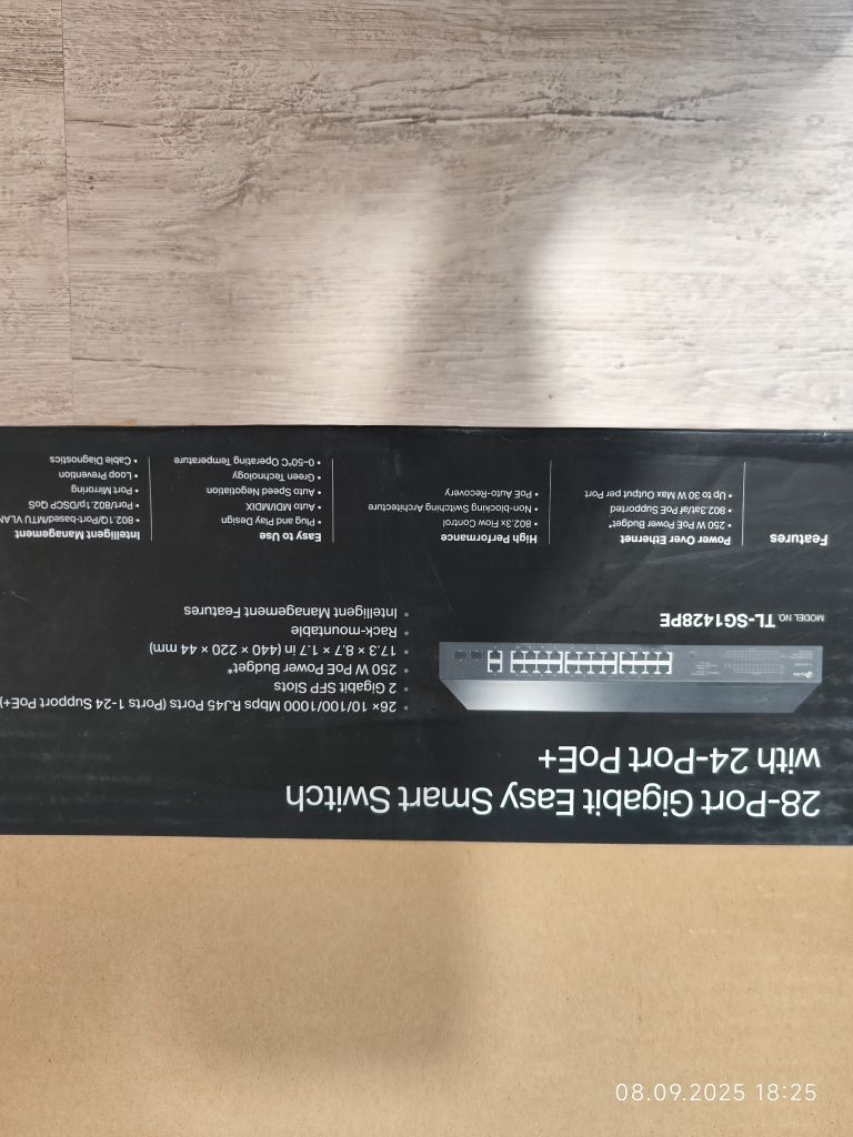 28 Port Gigabit Easy Smart Switch with 24 Port