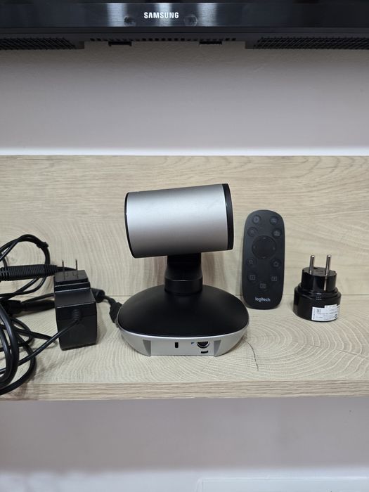 Camera video logitech cu telecomnda