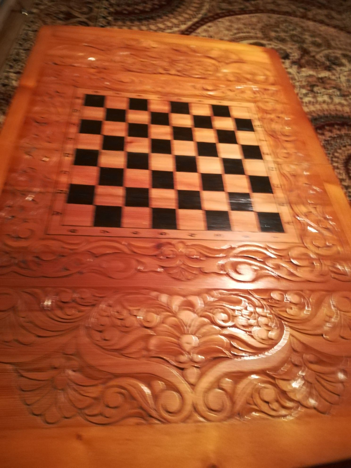 Продам шахматный стол 3 в одном