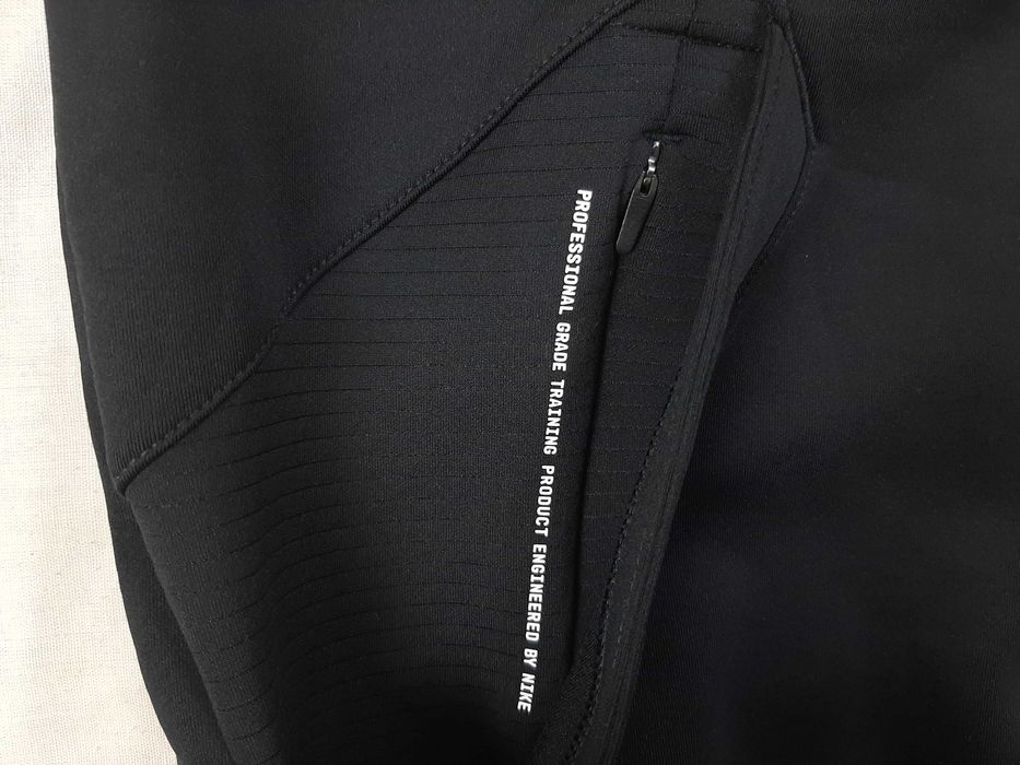 Nike Pro - Оригинален мъжки суитшърт размер M