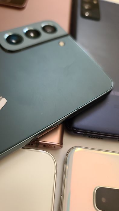 Samsung s22 plus  5G 256gb