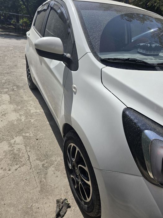 Changan BenBen E-star