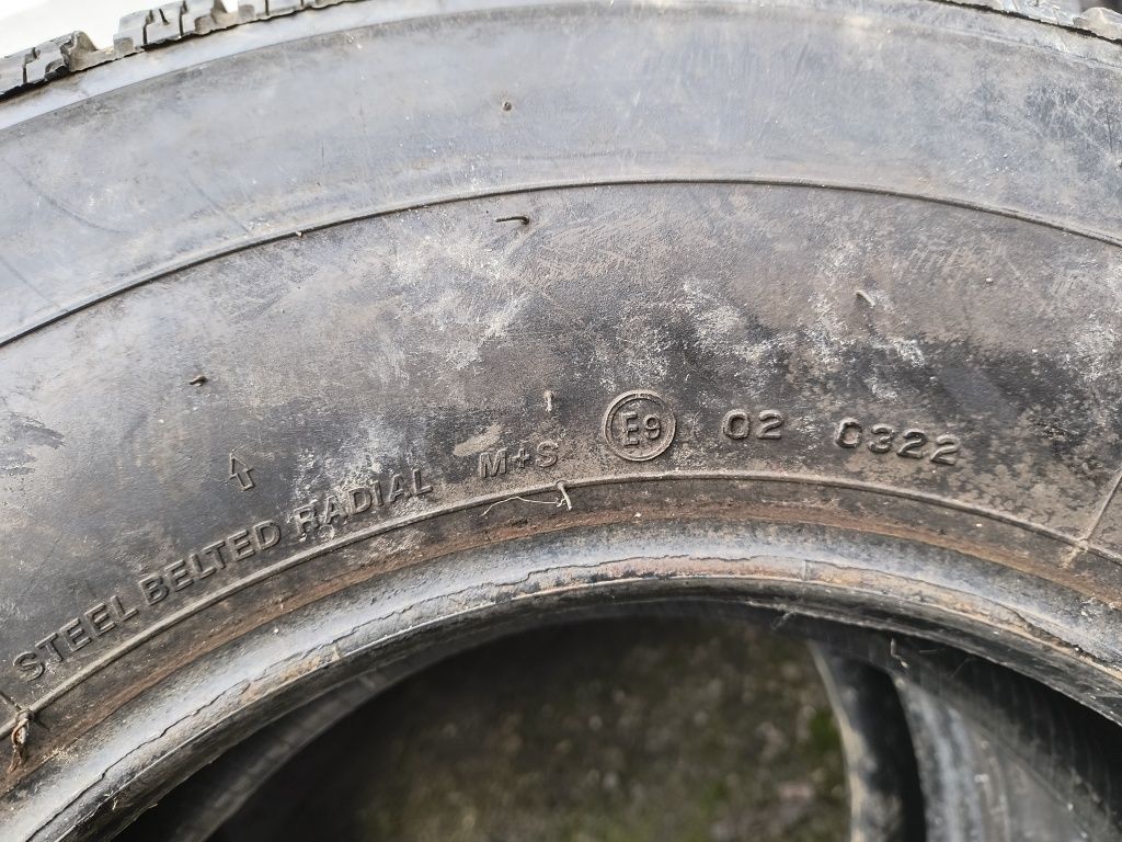 215r15 100S Bridgestone  dueler 682 m+s