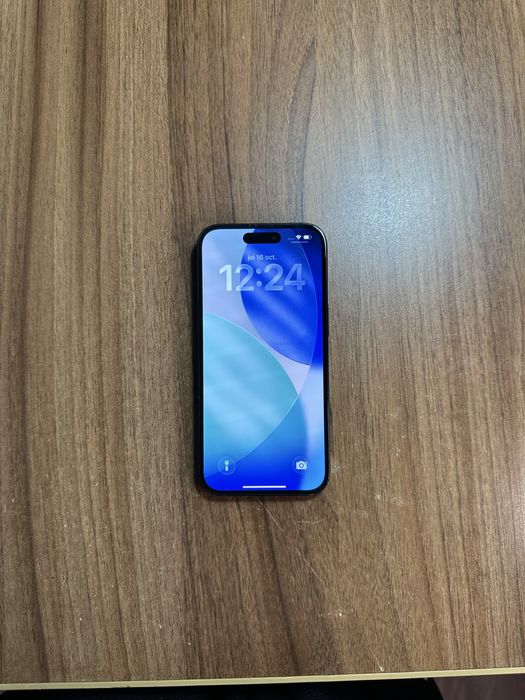 Iphone 15 impecabil 86% baterie