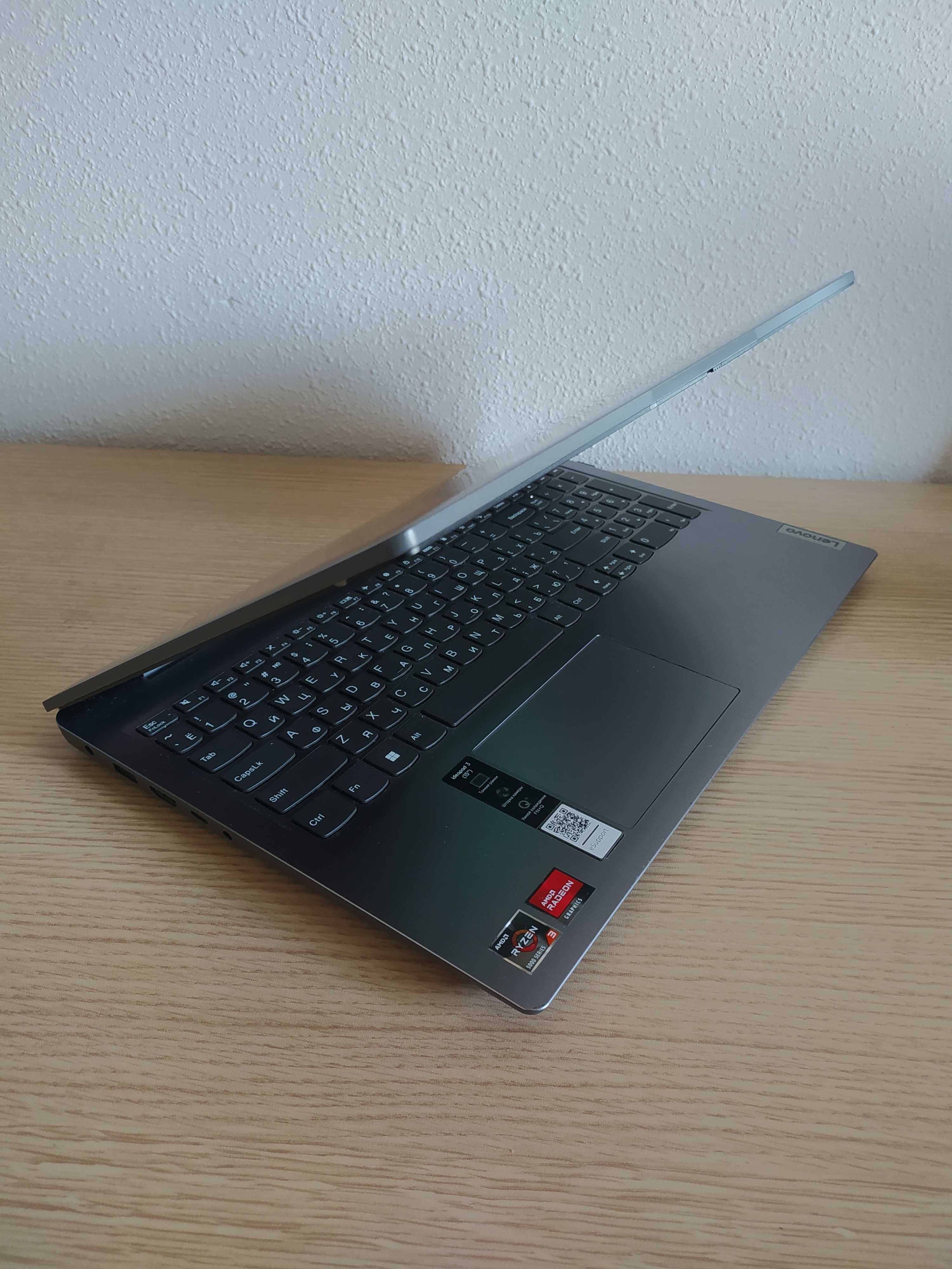 Лаптоп  Lenovo IdeaPad 3 15ALC6 / AMD Ryzen 3 5300U / RAM 8 / 15.6