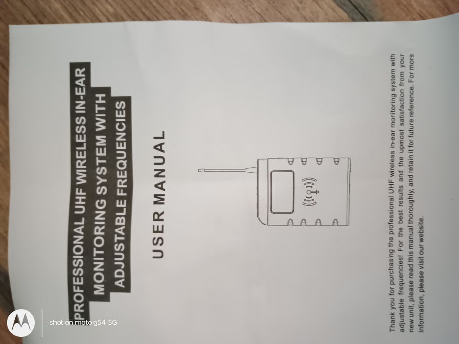 Пълен сет безжична In-Ear мониторна система HED,,с твърд кейс Wiem-252