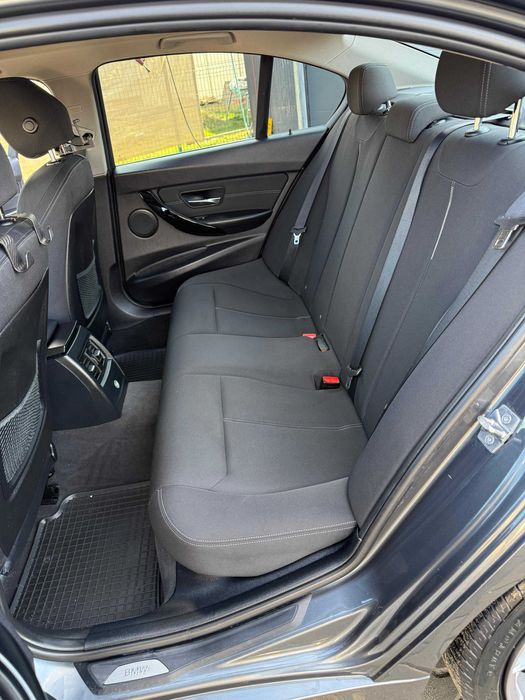 BMW Seria 3 F30 2015 Prim Proprietar 2.0 184hp