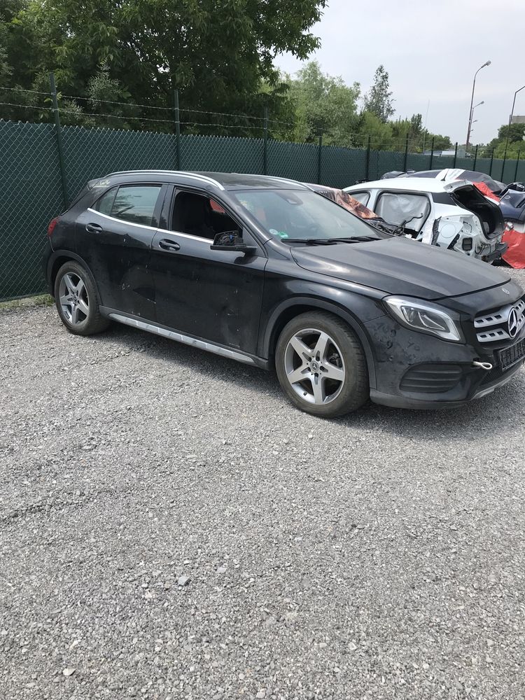 Mercedes’ Benz Gla 200 на части