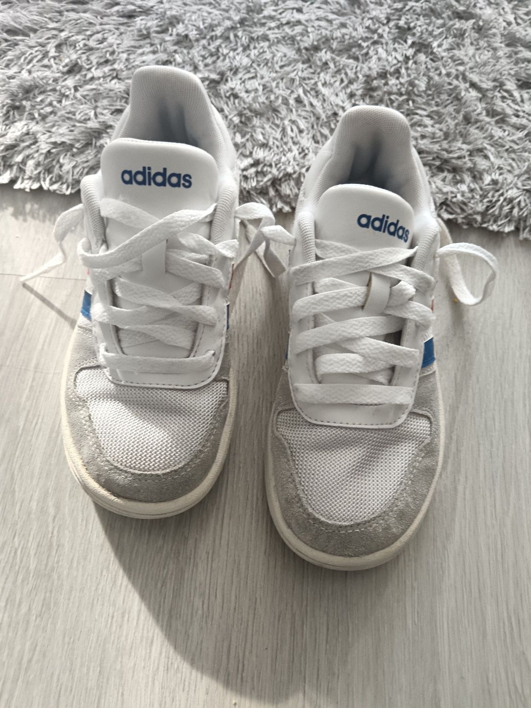 Adidas - маратонки