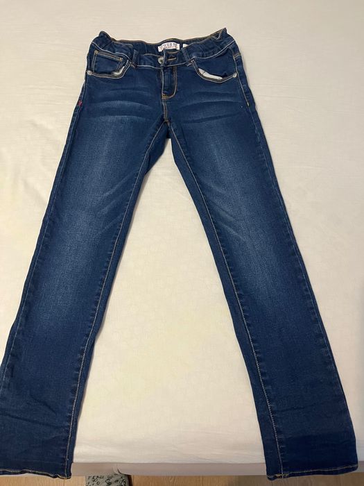 Детски дънки Guess