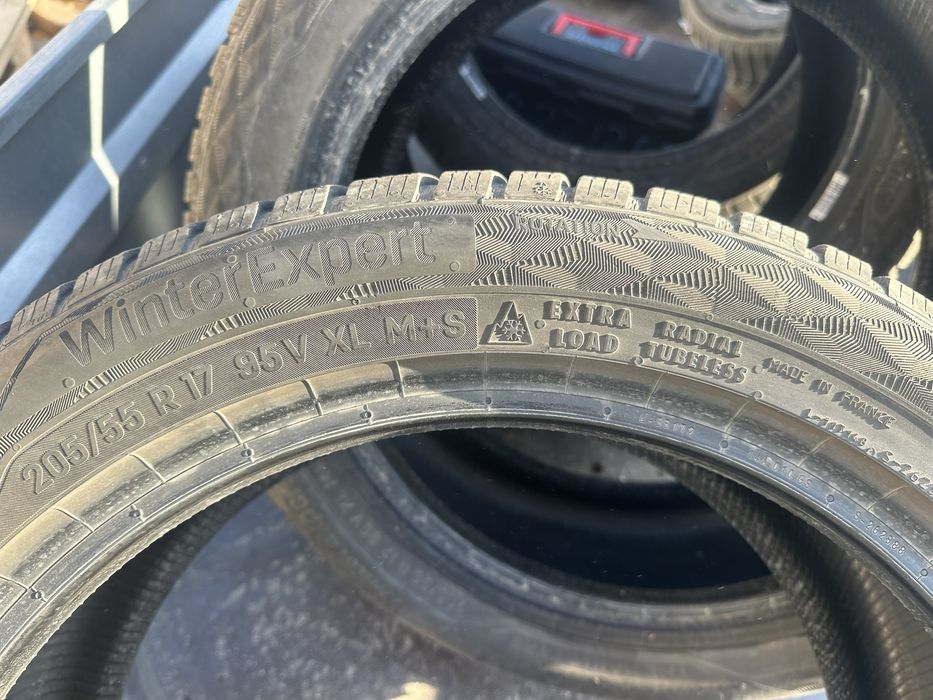 4 бр зимни гуми Uniroyal Winter Expert 205/55 R17
