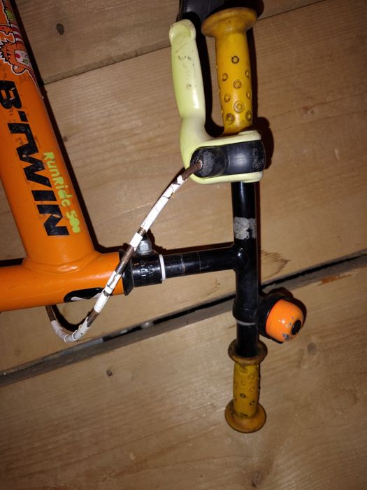 Bicicleta Saracen si altele cu roti