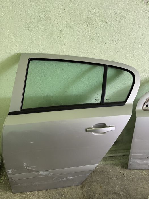 Vand piese Opel Astra H din dezmembrari
