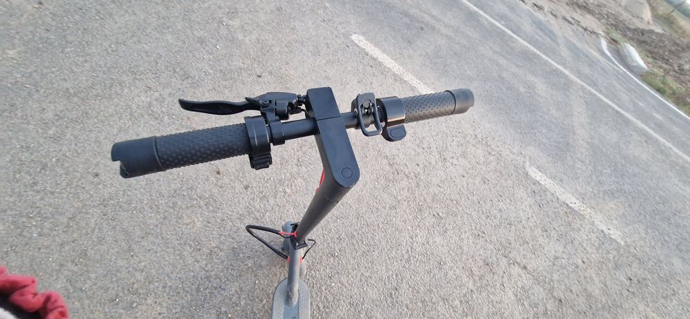 Vând trotinetă electrică f7