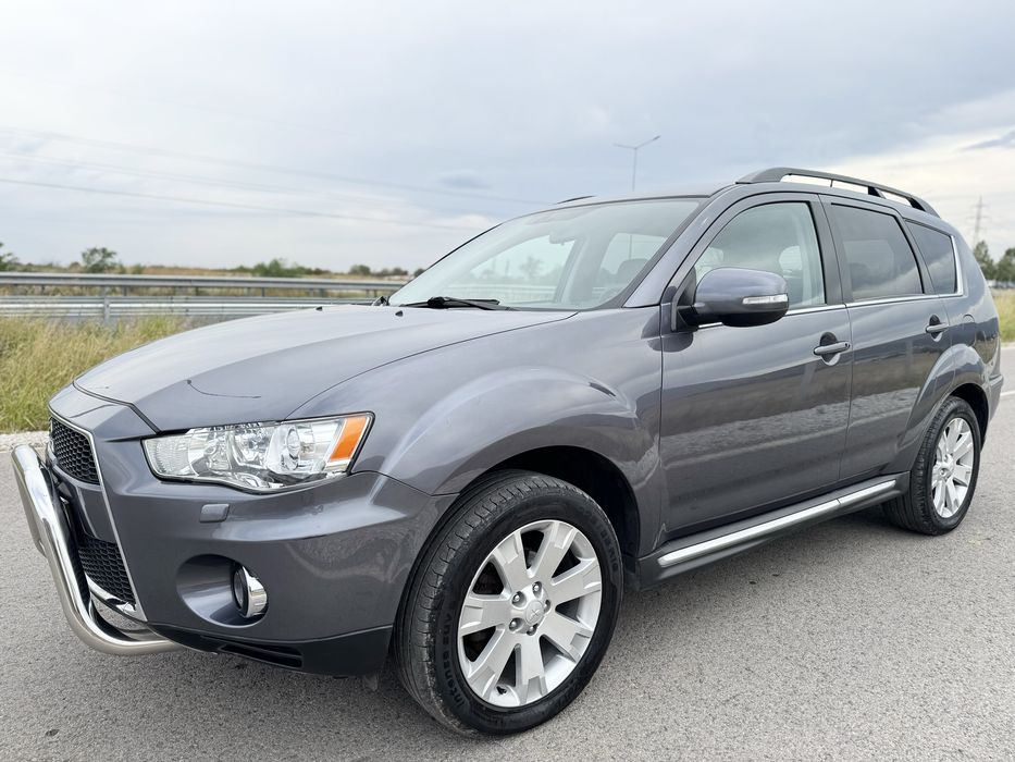 Mitsubishi Outlander 2.2 DID / FULL / AVTOMAT / KOJA / NAVI