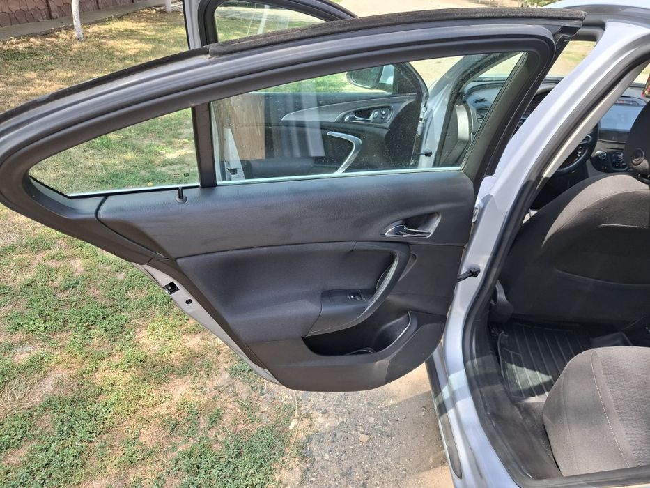 Vând Opel Insignia 2017