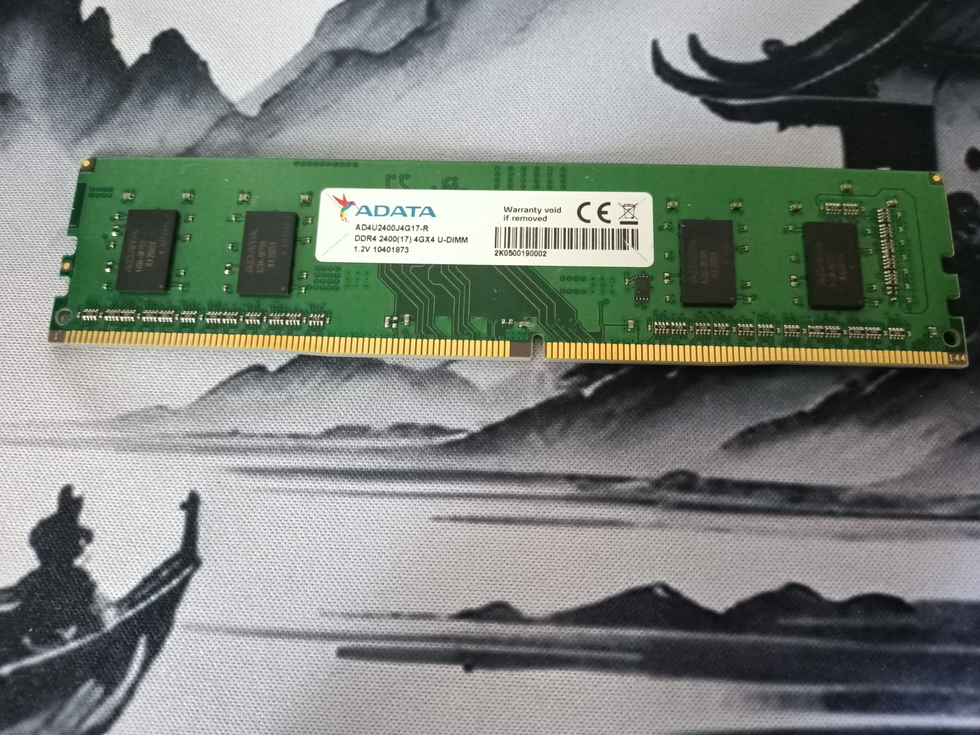 Оперативная память DDR4 4GB  2400Мгц