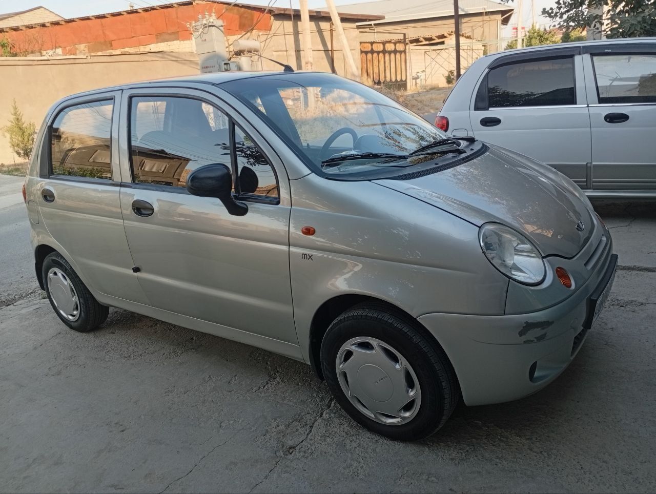 Sotiladi Matiz avtomat kandor benzinda