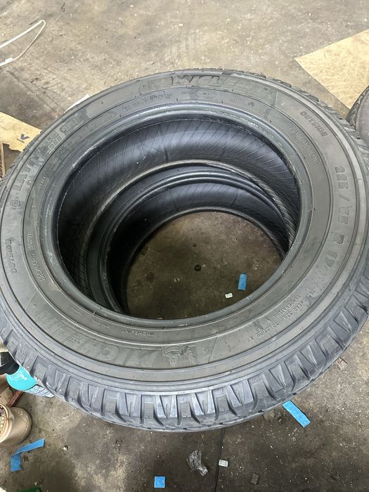 225/65R17 Michelin pilot alpin 5
