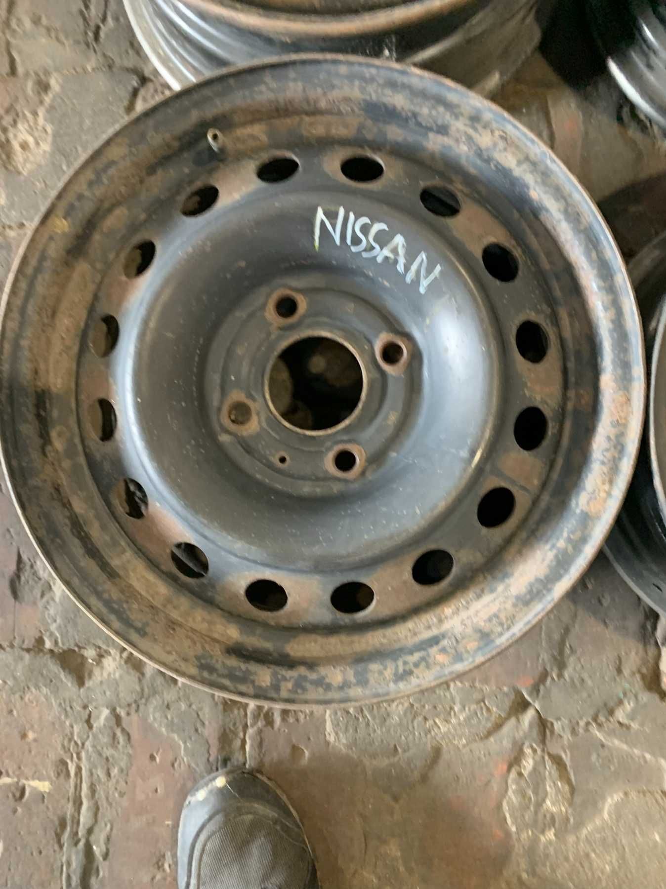 Оригинални метални джанти Нисан 15’’ Nissan 2 броя