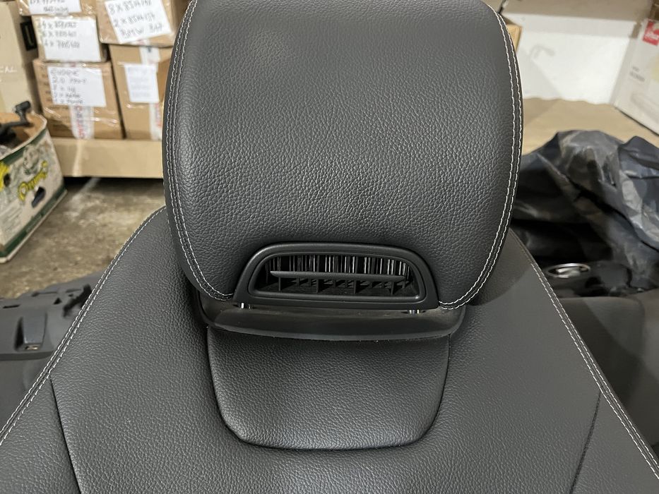 Interior / Scaune / Fete de usi Mercedes C Cabrio / Coupe W205