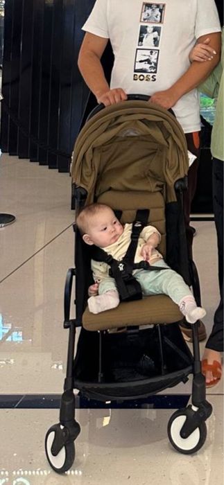 продаю коляску , от фирмы уоуо , покупали за 280.000 год назад