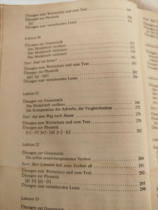 Учебник  по немски език Deutsch Intensif ученици и студенти