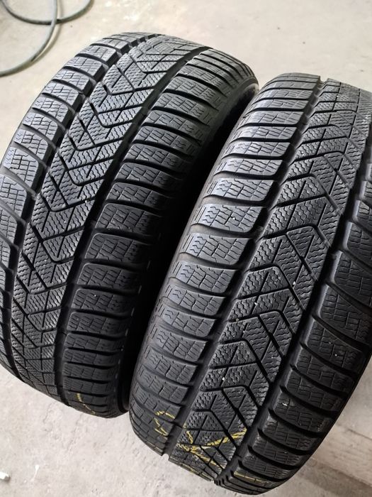 2 anvelope iarnă 225 55 r18 Pirelli